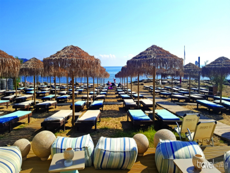 Ζητείται Άτομο για beach bar