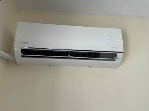 Ηλεκτρικές συσκευές σε τιμή ευκαιρίας λογω αναχώρησης