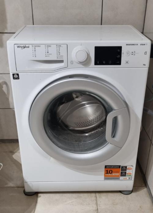 Πλυντήριο Ρούχων WHIRLPOOL WRSB7259WS EU SLIM 7 kg με τεχνολογία ατμού 1200 στροφών 6th Sense