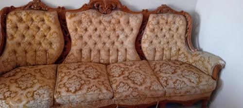 ΠΩΛΕΙΤΑΙ ΣΑΛΟΝΙ ΑΝΤΙΚ